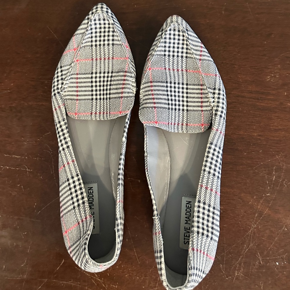 Steve Madden Women’s Plaid Flats, size 11